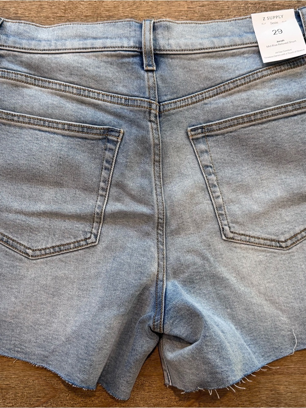 Z Supply Jonah Mid Rise Denim Shorts | Avalon | Size 29 - Picture 3 of 10